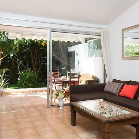 Hemeras Boutique Homes - Bungalow With Private Garden 5min From The Beach *