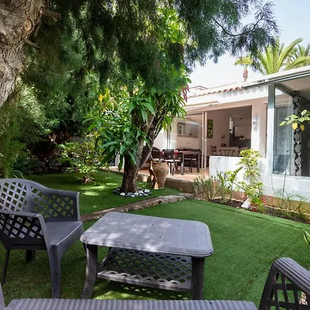 Hemeras Boutique Homes - Bungalow With Private Garden 5min From The Beach Сasa de vacaciones Playa de las Américas